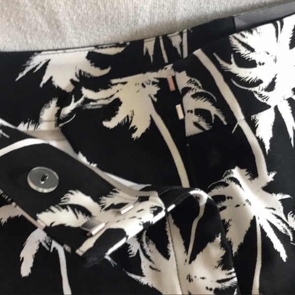 Apt. 9 Essentials Mid Rise Shorts 6 Black & White - Picture 4 of 7